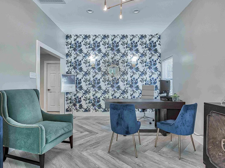 Leasing Office