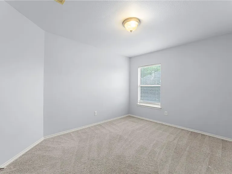 11745 Logan Ridge Dr — Photo 19