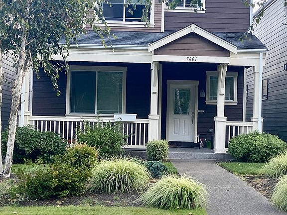 2nd image of 7601 Columbia Way NE