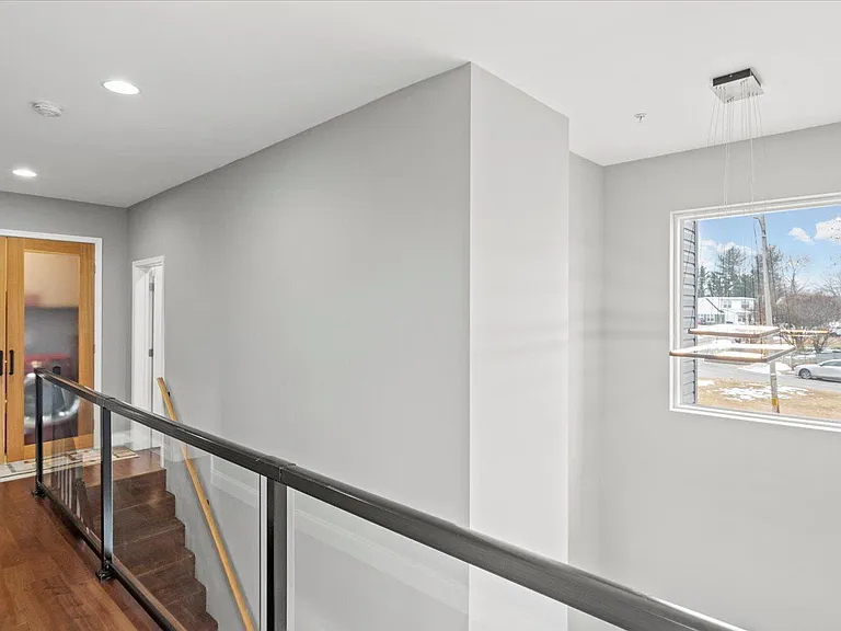 3145 Baybriar Rd — Photo 34