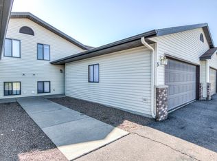2820 Edgewood Dr #2, Menomonie, WI 54751