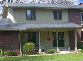 8494 Warbler Dr, Kalamazoo, MI 49009