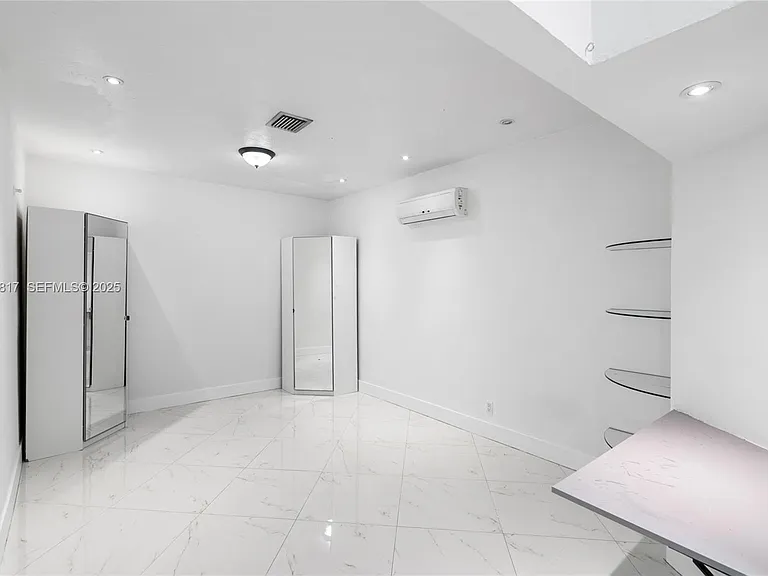 13611 SW 77th St — Photo 23