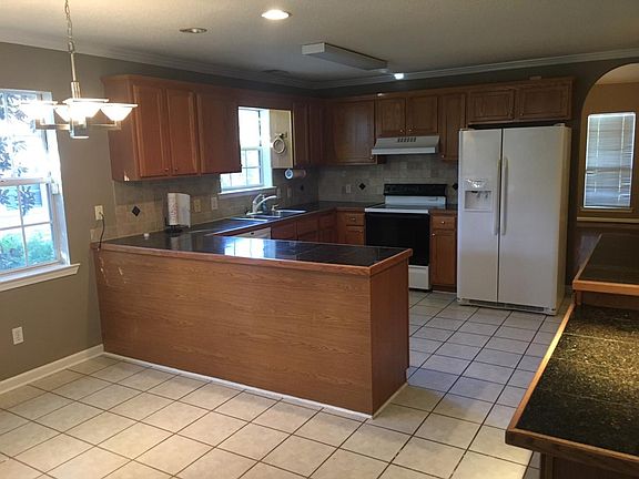 Large Kitchen