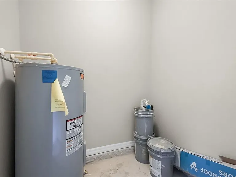 2726 Idyll Lakes Cir — Photo 21
