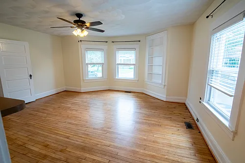1402 Lafayette Blvd Photo 1