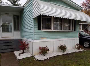 17009 Shelburn Dr, Macomb, MI 48044