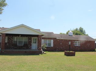 318 W Cherokee St, Sperry, OK 74073