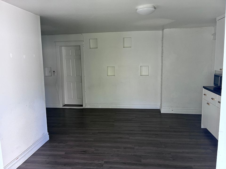 1st image of 2386 Concord Ave