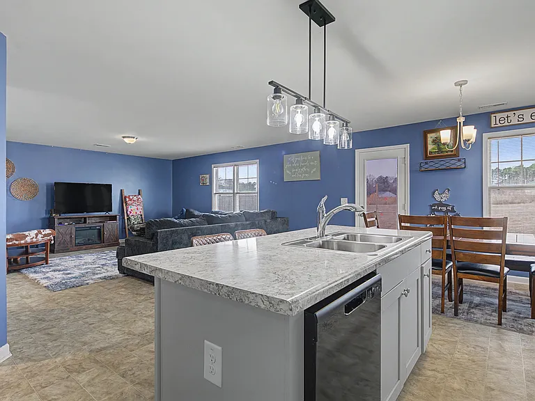 21 Terrier Ct — Photo 8