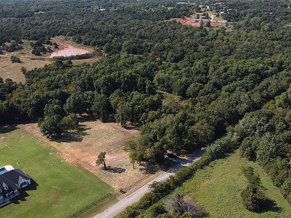 3rd image of 12601 N Choctaw Rd