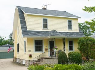 533 8th Ave, La Grange, IL 60525