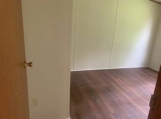 906 2nd St, Blackstone, VA 23824