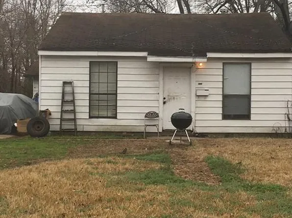 2831 Essex St, Shreveport, LA 71108