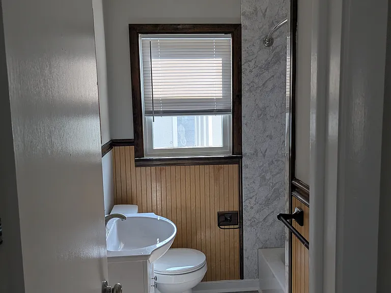 121 E Magruder St #1 — Photo 4