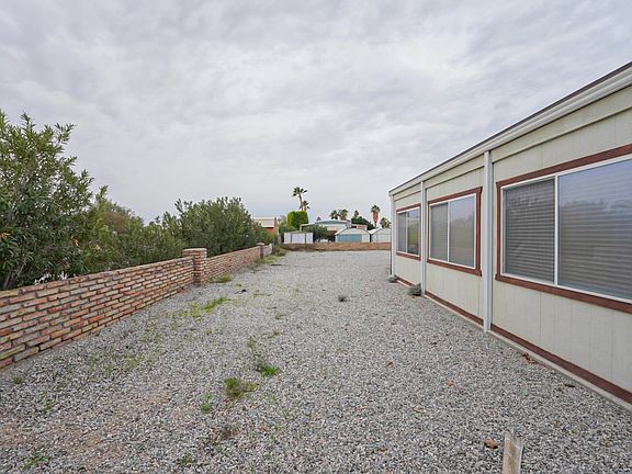 4th image of 11798 S Sandra Ave