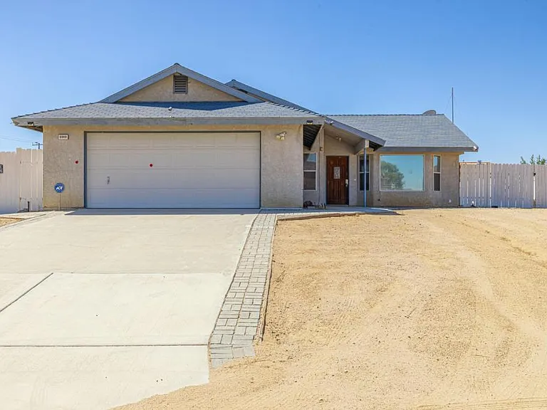 6940 Quezon Ave — Photo 4