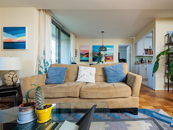 4th image of 10201 Grosvenor Pl APT 418