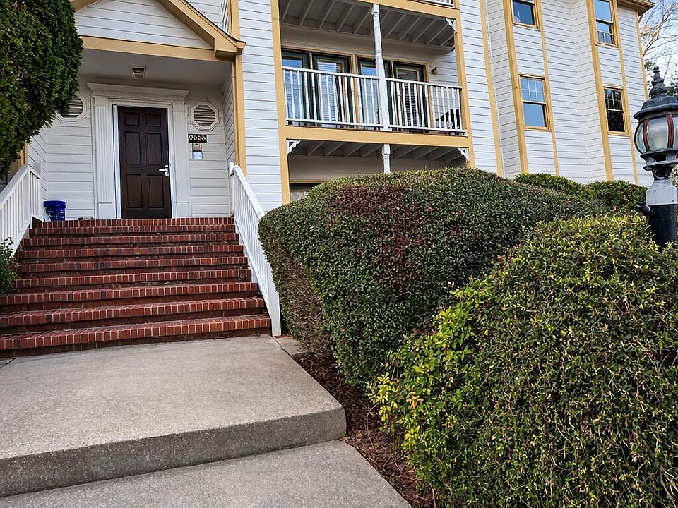 1st image of 2020 Quaker Lndg APT 201