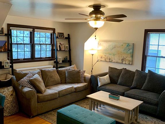 2nd image of 1608 Thomas Ave