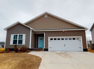 309 Garland Shores Dr, Hubert, NC 28539