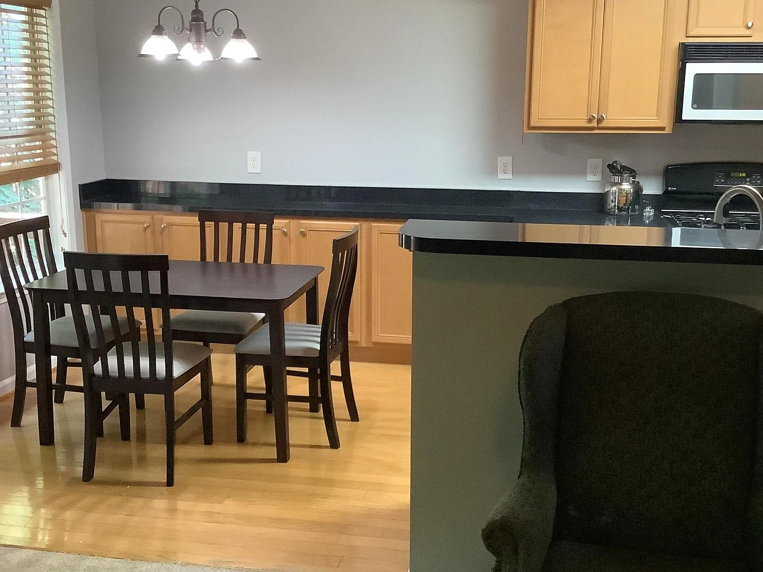 4 bed, 3098 sqft, $3,495 — Photo 3