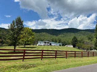 917 Poor Valley Rd, Rogersville, TN 37857