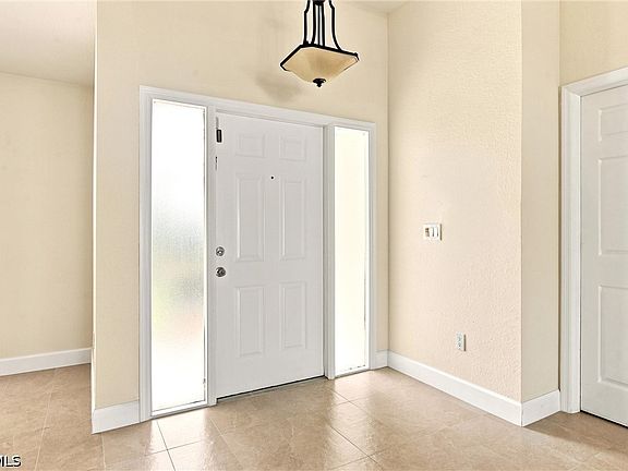 3rd image of 1508 SE 5th Ct