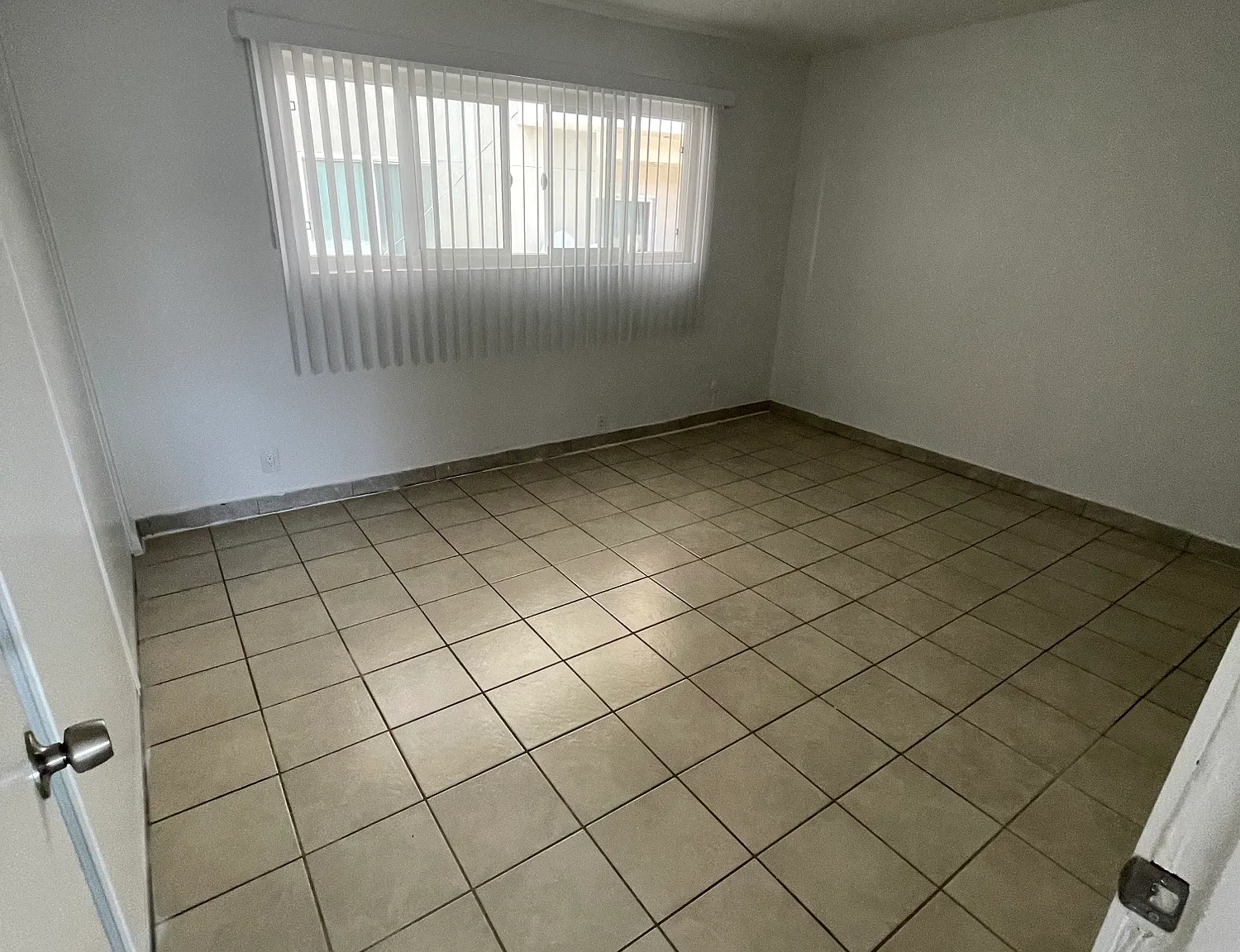 7512 Vineland 1BR 1 BA — Photo 3
