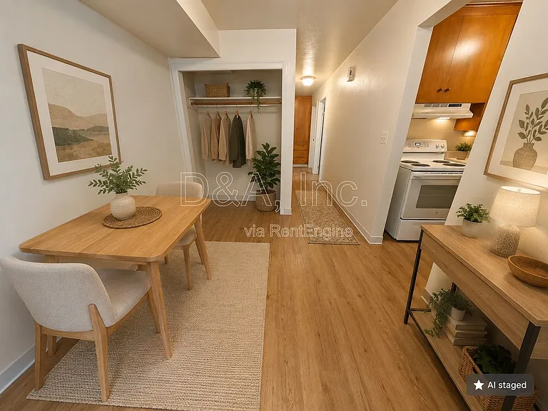 2703 NW Taylor Ave — Photo 5