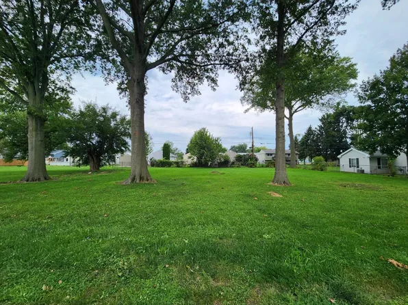 0 Carroll Ave #12 & 16, Sandusky, OH 44870