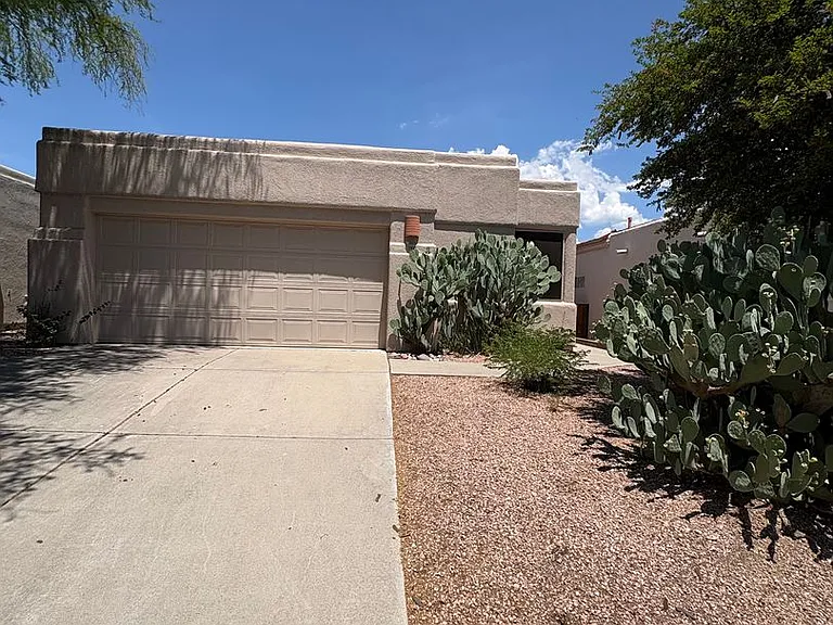 7371 E Calle Nostalgico — Photo 1