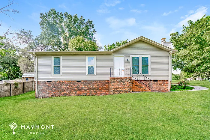 370 Avon Cir