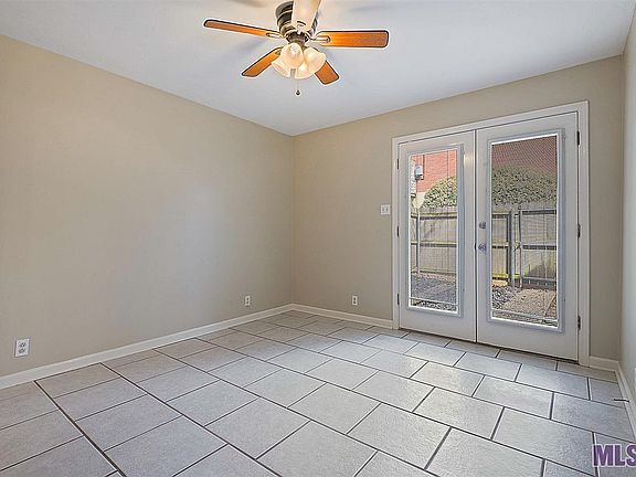 4th image of 141 E Boyd Dr APT 205