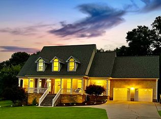 131 Caseys Trl, La Fayette, GA 30728