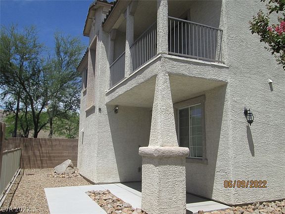 2nd image of 9789 Spinnaker Creek Ave