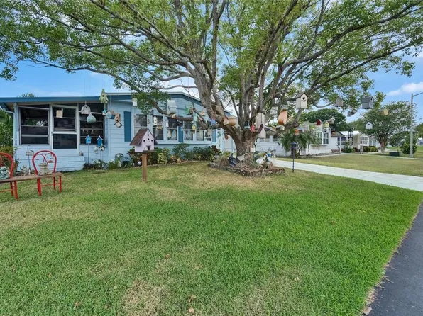 1575 Longbow Dr, Lakeland, FL 33810