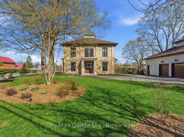 88 Bridge St, Prince Edward County, ON K0K 2T0