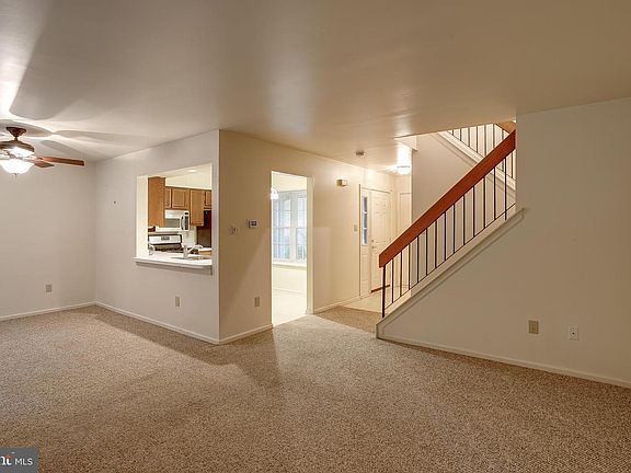 4th image of 128 Kettlebrook Dr
