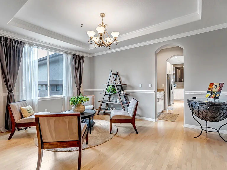 Formal Dining Room Area with Butler's Pantry