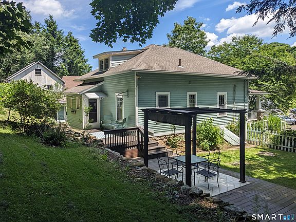 5th image of 111 Woolson Street