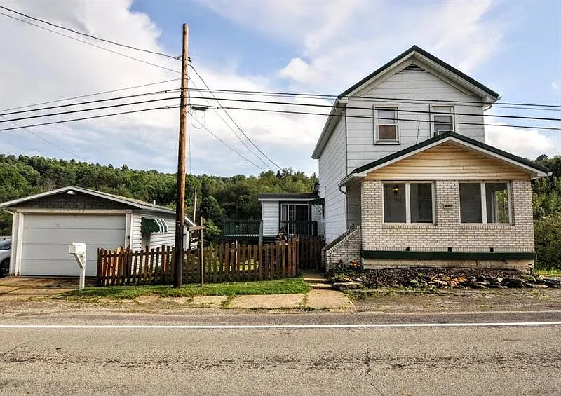 592 Joffre Bulger Rd photo 1
