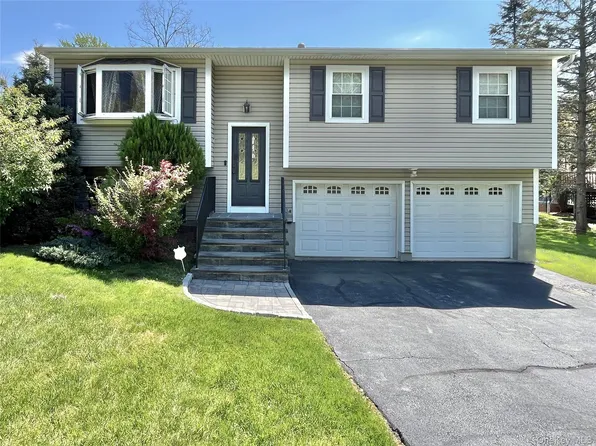 554 High Street, Monroe, NY 10950
