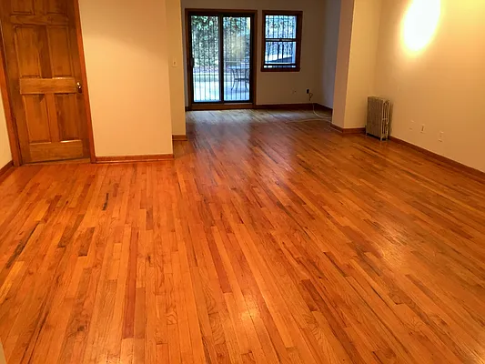 Rented by Joe Gotham LTD | media 19