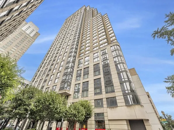 10 City Place #15G, White Plains, NY 10601