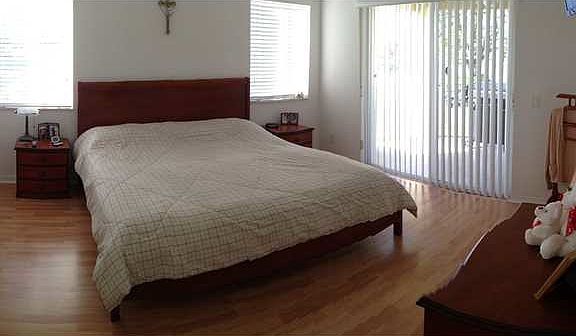 Master Bedroom downstairs
