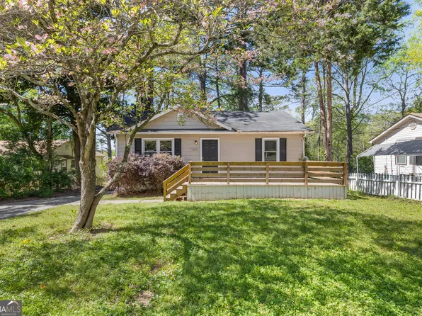 4673 Lake Cir, Forest Park, GA 30297