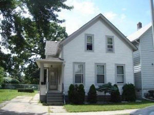 2nd image of 2151 Grove St