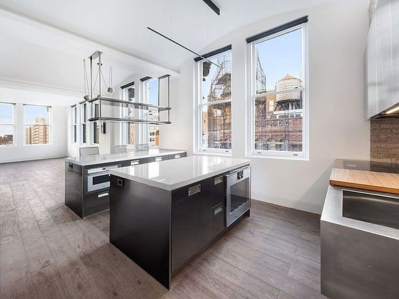 3rd image of 640 Broadway APT 9A