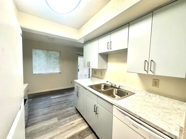 328 Northbank Ct #68, Stockton, CA 95207